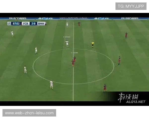 富勒姆利用边路盘带推进，传中战术成为主要进攻手段